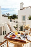 Desayuno a la carta incluido todos los días