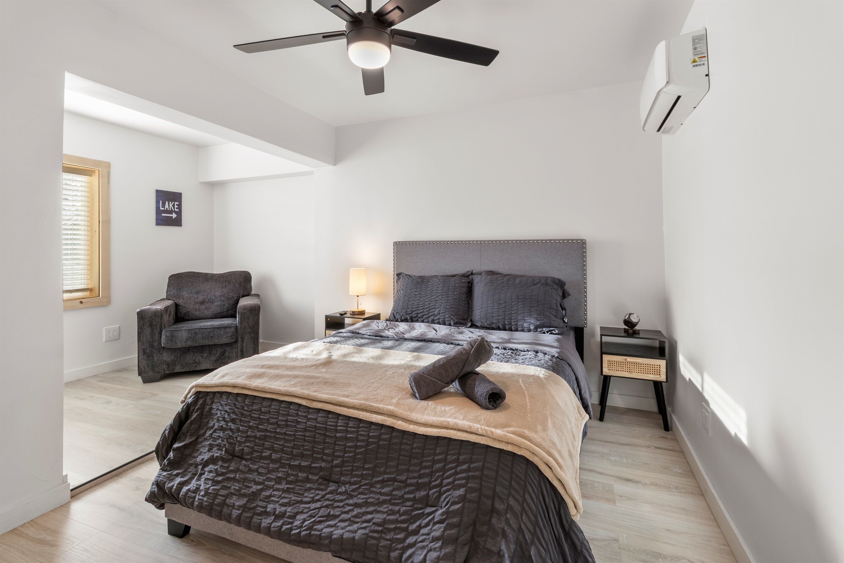 Wi-Fi de cortesia, roupa de cama