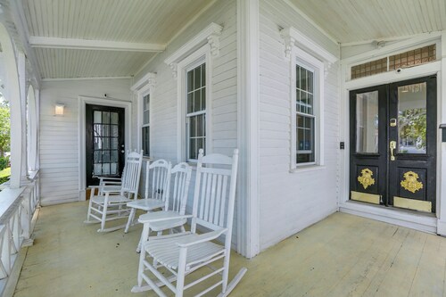 Beachgoer's Studio in Ocean City - Walk to Shore!