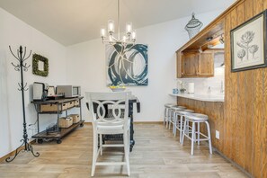 Apartment (3 Bedrooms) | Interior - Near Medical Corridor: 'whimsy Wisconsin' Duplex (Green Bay)