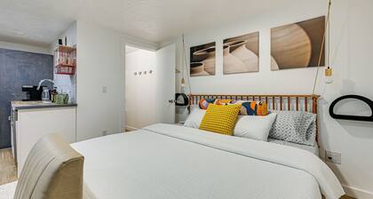 Pet-friendly Studio w/ Fire Pit in Olympia!
