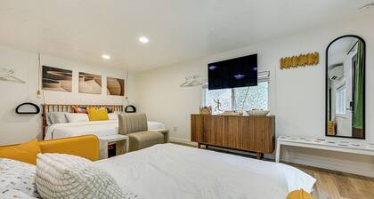 Pet-friendly Studio w/ Fire Pit in Olympia!