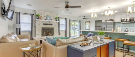 House (3 Bedrooms) | Front of property