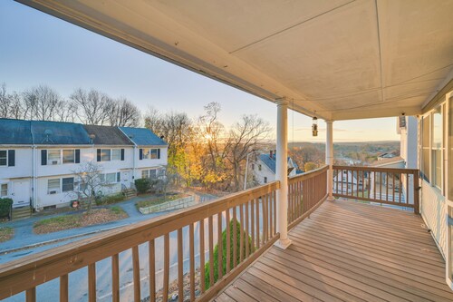 1 Mi to Downtown & Palladium: Worcester Getaway!