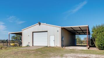 Apartment (0 Bedroom) | Interior