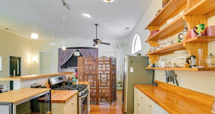1 Mi to City Plaza: Family-friendly Chico Home