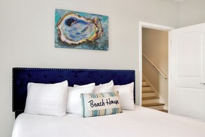 5 bedrooms, iron/ironing board, free WiFi, bed sheets