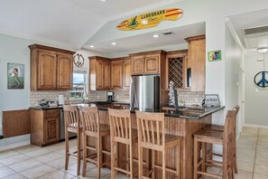 House, 3 Bedrooms | Private kitchen | Fridge, coffee/tea maker, toaster