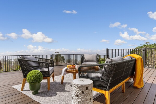 House, 3 Bedrooms | Terrace/patio