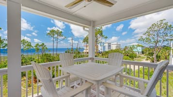 House, Ocean View | Balcony