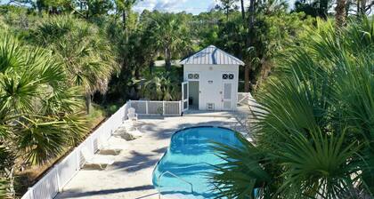 Beach House - Cottage at Indian Summer