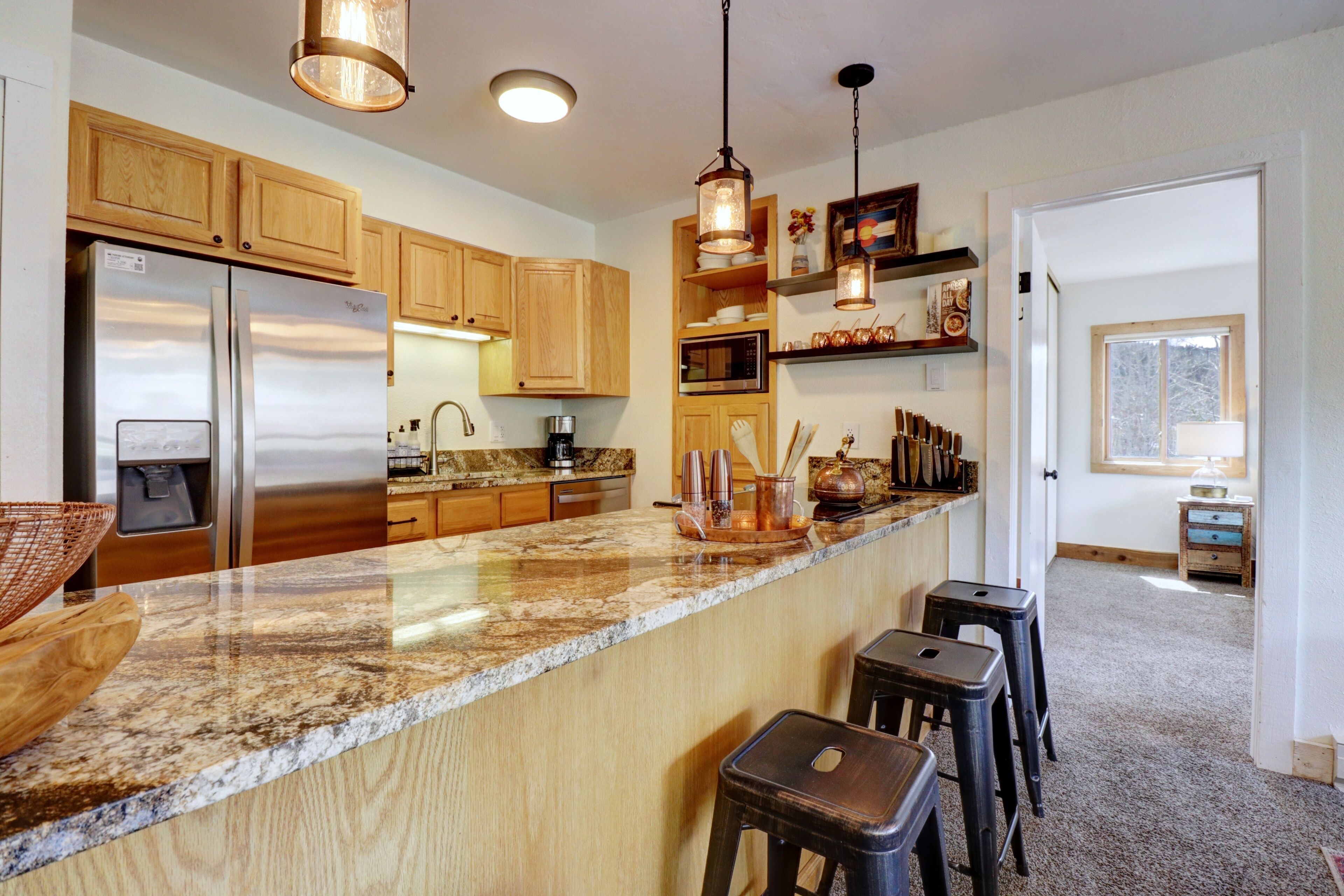 Condo, 4 Bedrooms | Private kitchen | Fridge, oven, coffee/tea maker, toaster