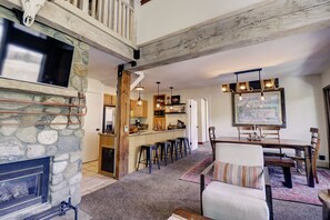 Condo, 4 Bedrooms | Dining - An206 Anaconda 4 Bedroom Condo (Copper Mountain)