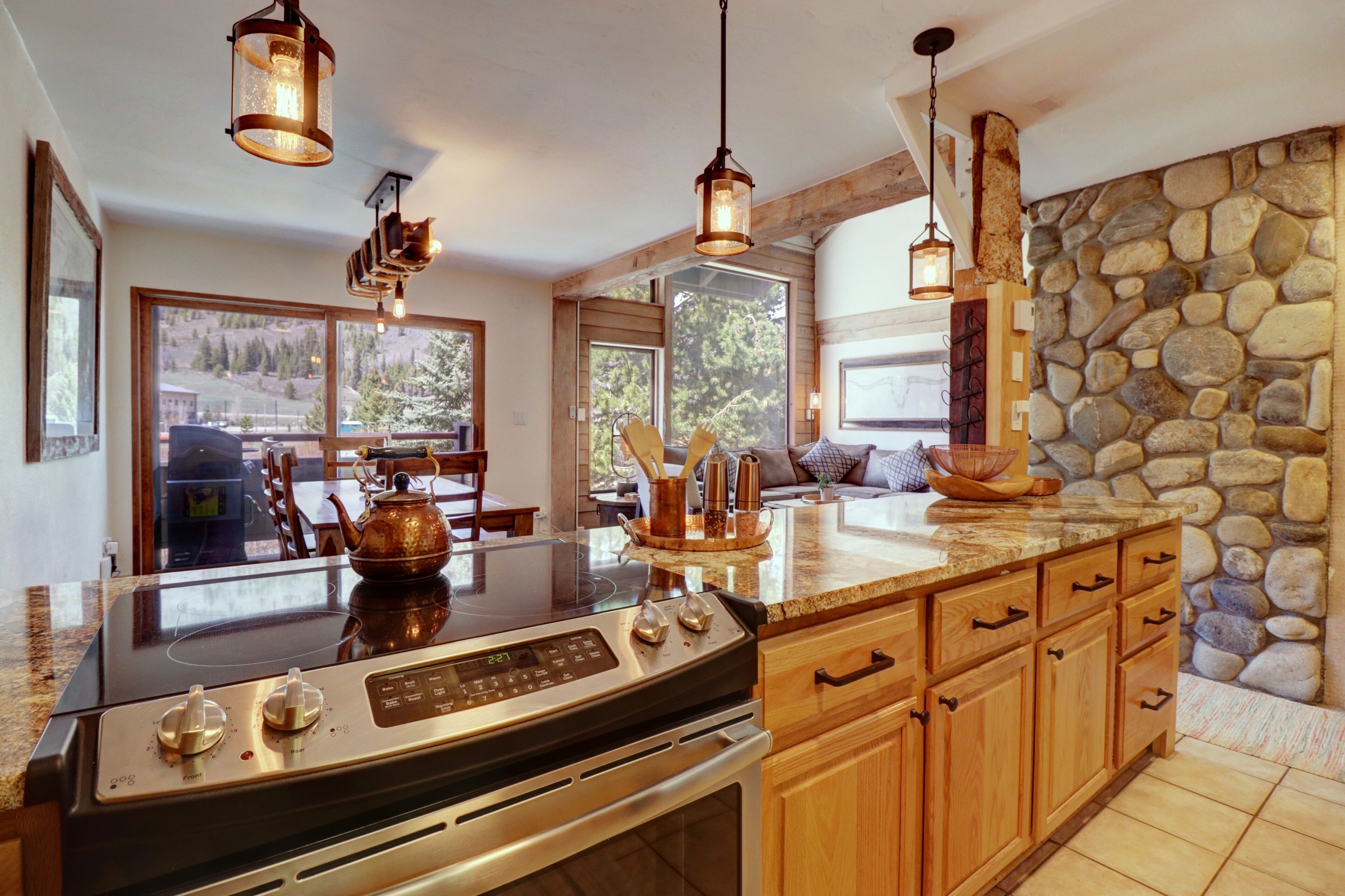 Apartamento, 4 habitaciones | Cocina privada | Frigorífico, horno, cafetera o tetera y tostadora