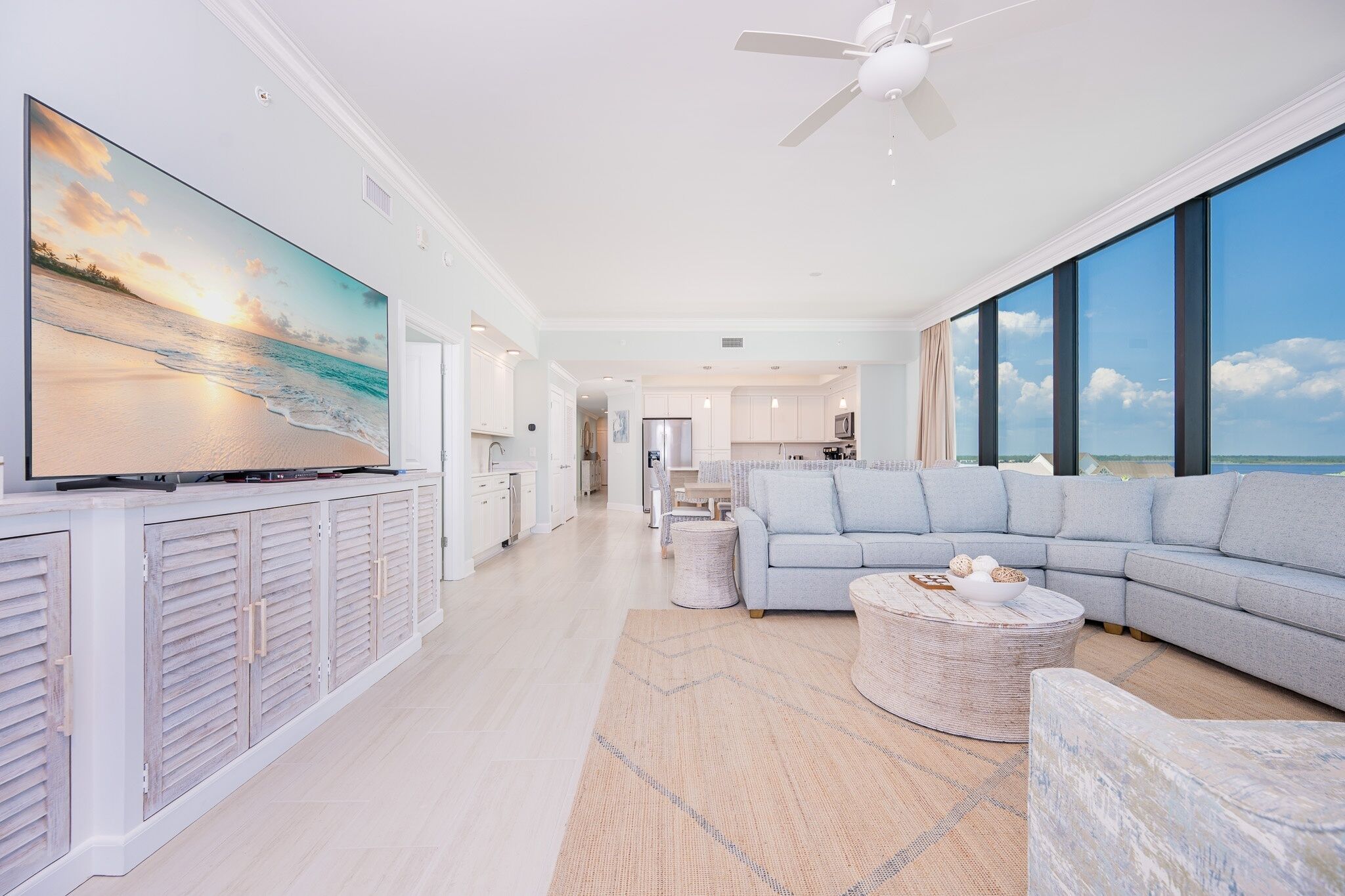 Condo, 4 Bedrooms | Living area