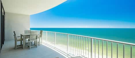 Apartment, 3 Schlafzimmer | Unterkunftsgelände