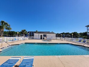 Innenpool, beheizter Pool