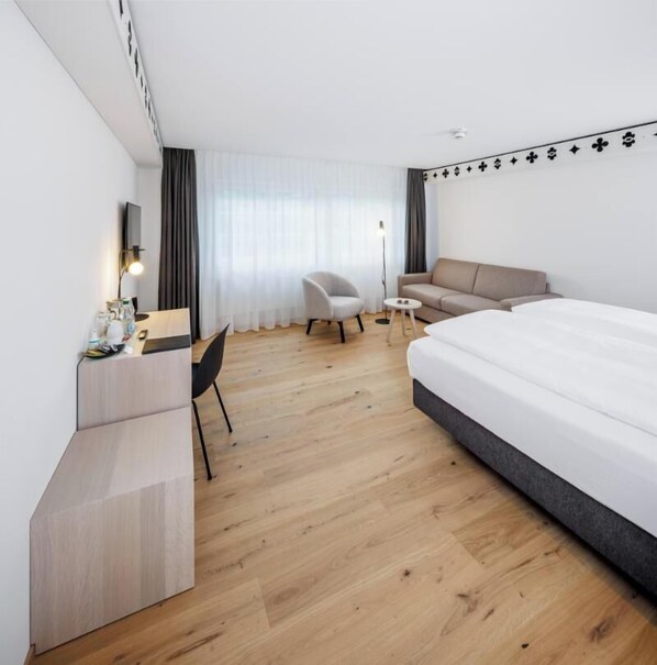 Deluxe Studio Suite | Laptop workspace, free WiFi