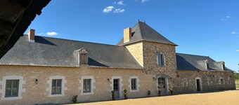 "Malitourne" Renovated family country house