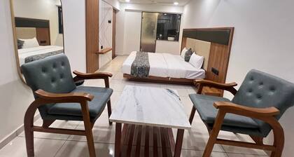 Hotel Royal Manor-Rajkot