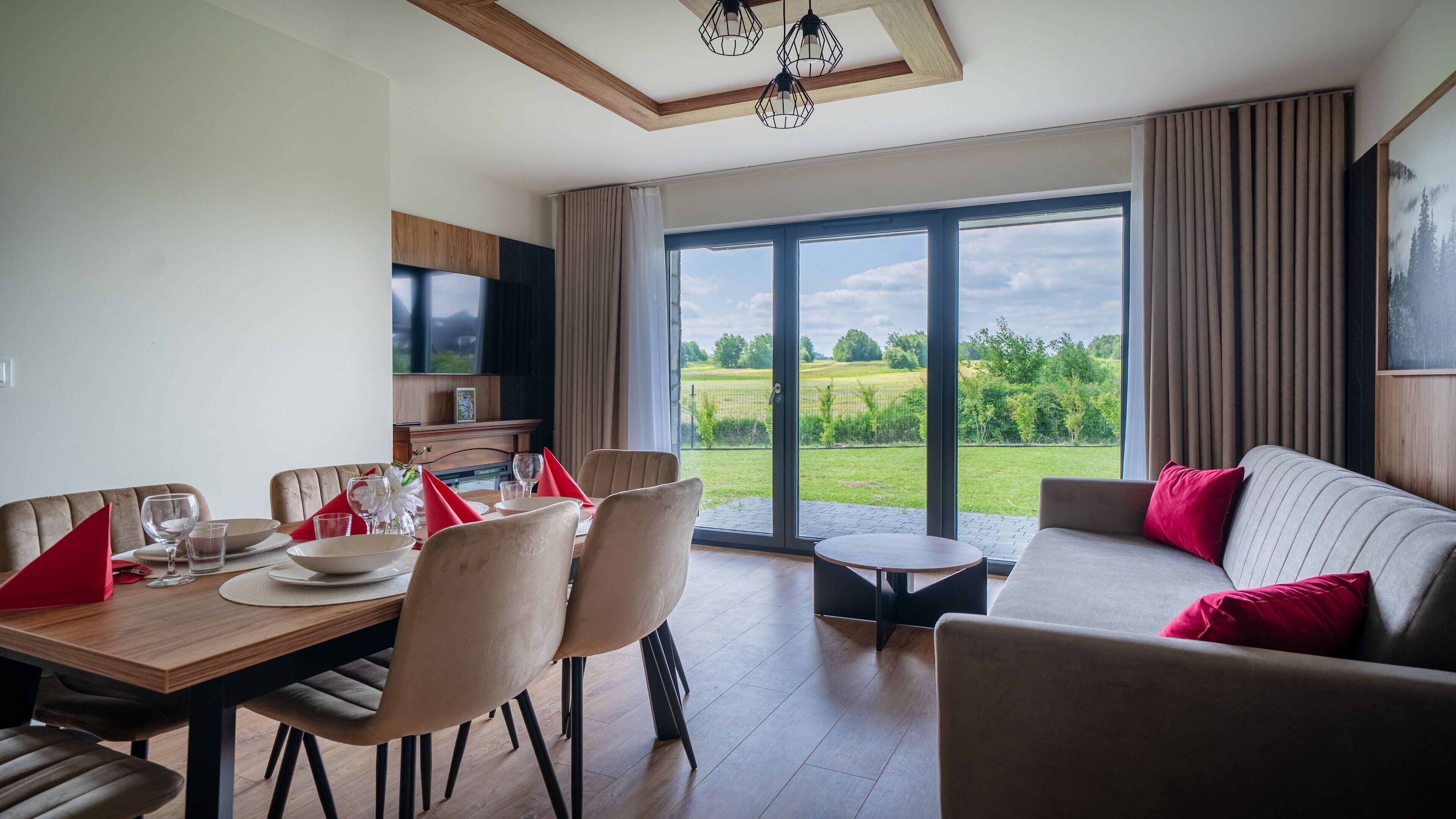 Apartment (P4) | Living area | Flat-screen TV