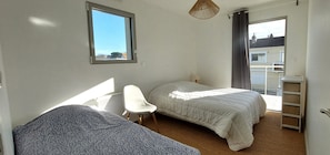 3 bedrooms, iron/ironing board, WiFi