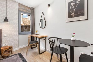 Standard dubbelrum | Arbetsyta för laptop och gratis wi-fi