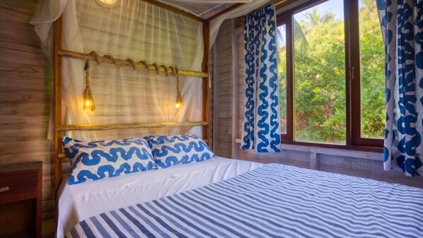 Family House, 3 Bedrooms, Sea View