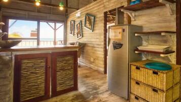 Family House, 3 Bedrooms, Sea View | Private kitchen