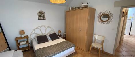 2 chambres, fer et planche à repasser, Wi-Fi