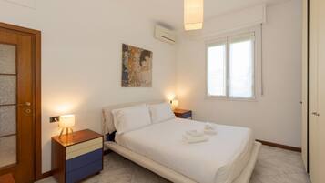 2 Schlafzimmer, Bügeleisen/Bügelbrett, WLAN, Bettwäsche