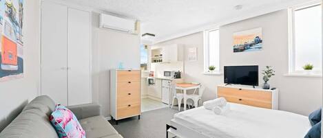 Fer et planche à repasser, Wi-Fi, draps fournis