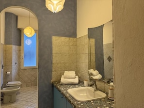 Apartment | Badezimmer