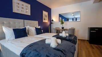 1 Schlafzimmer, BĂŒgeleisen/BĂŒgelbrett, WLAN, BettwĂ€sche