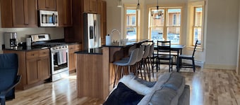 Spacious Sugarloaf Condo 