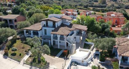 GUIDO HOLIDAY HOME - Tower of Barì