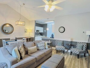 TV - Joyful 1BR condo at MyrtleWoods (Myrtle Beach)