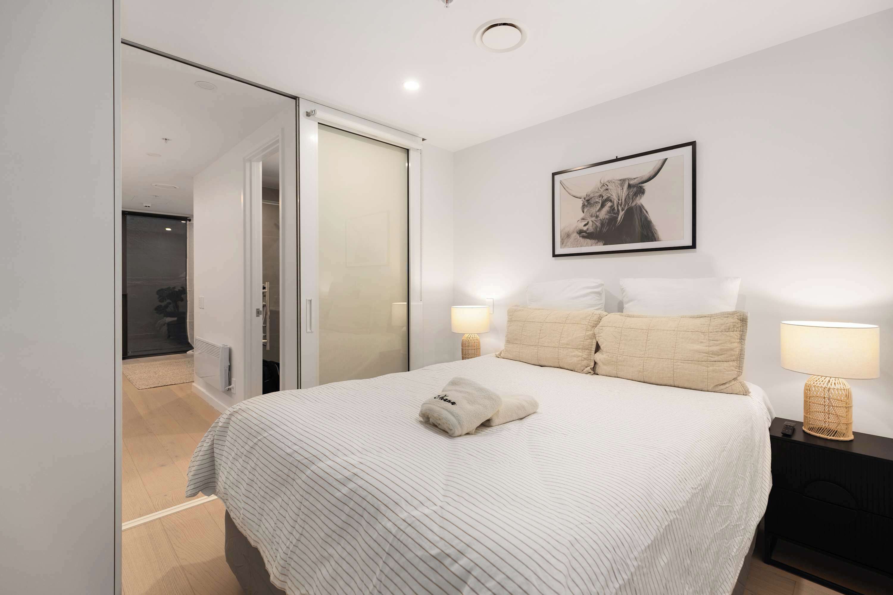 1 chambre, fer et planche à repasser, Wi-Fi, draps fournis