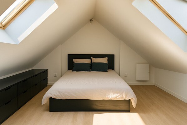 1 camera, Wi-Fi, lenzuola