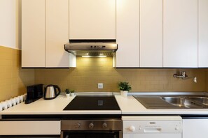 Superior Apartment, Balcony | Private kitchen