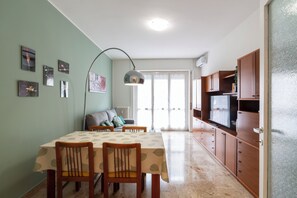 Superior-huoneisto, parveke | Oleskelualue