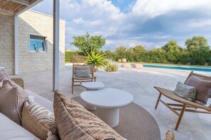 Pool - Villa Ophelia stunning pool (Fontane Bianche)