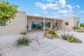 Exterior - Villa Ophelia stunning pool (Fontane Bianche)