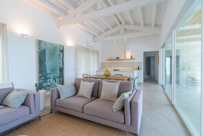 スマートテレビ、暖炉