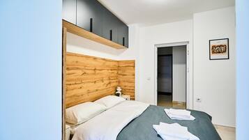1 bedroom, iron/ironing board, travel crib, free WiFi