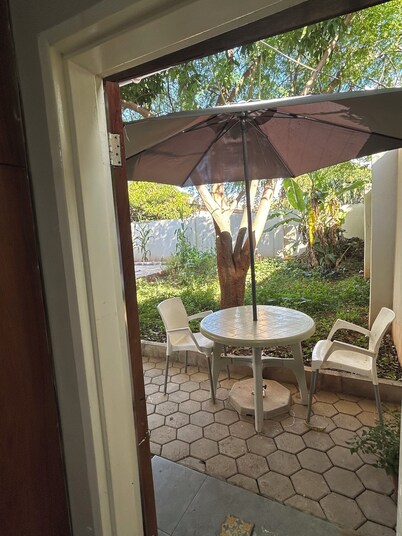 Charming Mango Cottage in Lusaka – Garden Views & Free WiFi