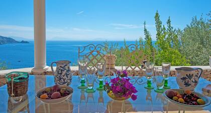 Villa L'olivella - Vier Schlafzimmer Villa, Schläft 8