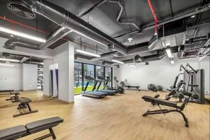 Unclassified image, 4 of 7, button