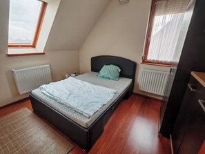 Apartment, 2 Bedrooms, Smoking, Balcony - Kazinczy 2bedroom Apartment With Balcony (Kecskemet)