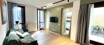 Design and comfort with Private Patio, steps from the Basilica of Saint Anthony.